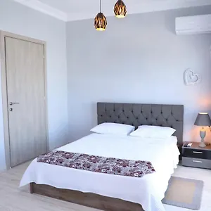 Damias Apartman